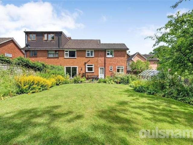House for sale in Bromsgrove, Worcestershire