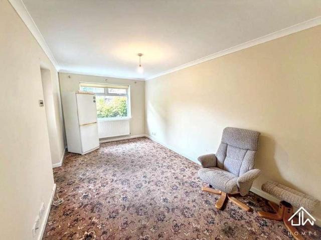House for sale in Llanbradach, Wales