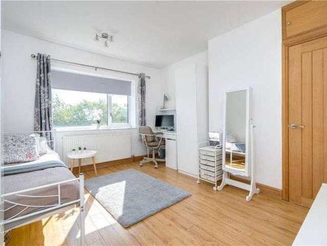 House for sale in Hookstone, Harrogate