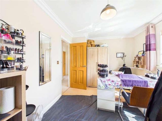 House for sale in Holt Heath, Forthampton