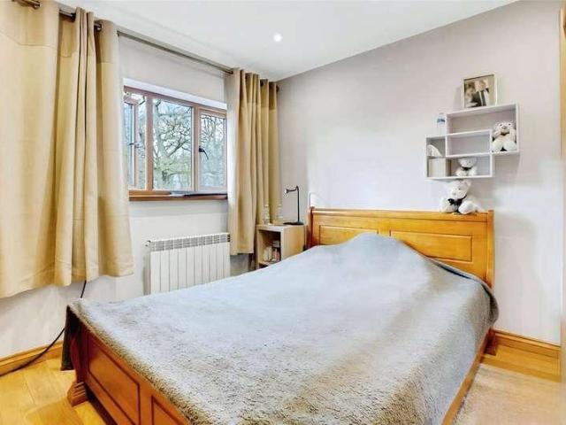 House for sale in Greater London