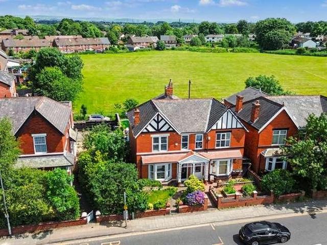 House for sale in Blackford Bridge, Bury