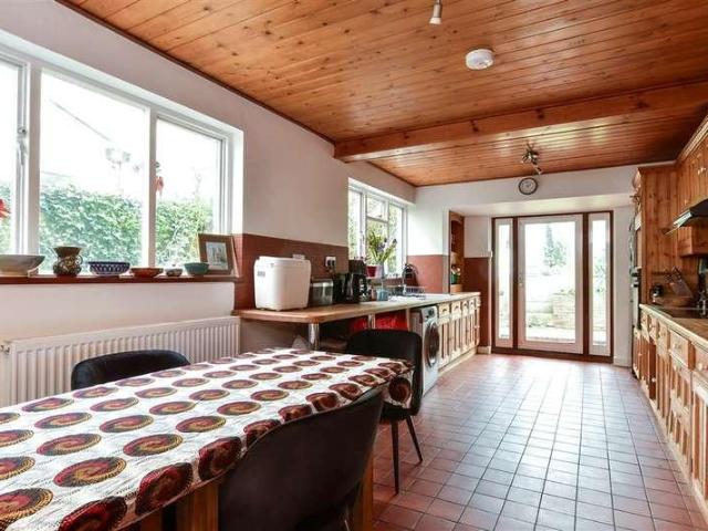 House for sale in Round Hill, Brighton & Hove
