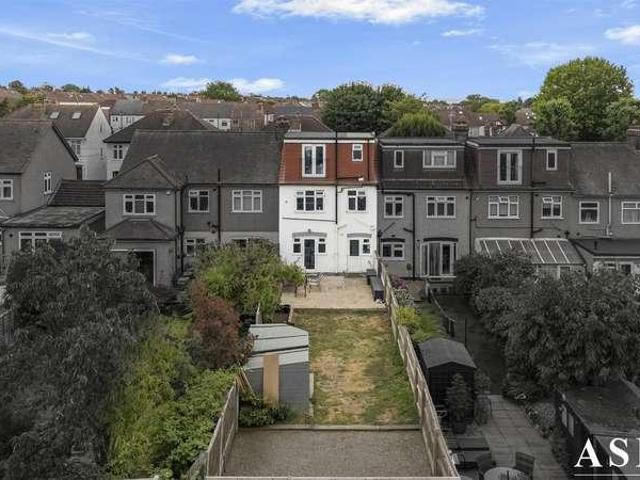 House for sale in Gidea Park, Greater London