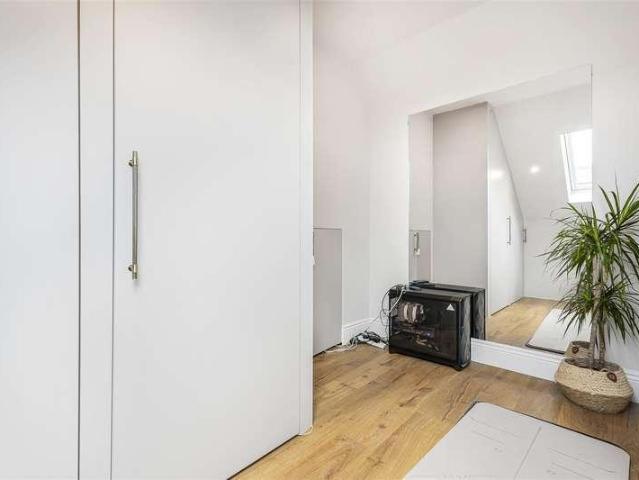 House for sale in Norbiton, Greater London