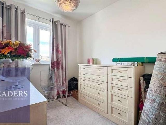 House for sale in Chipping Hill, Essex