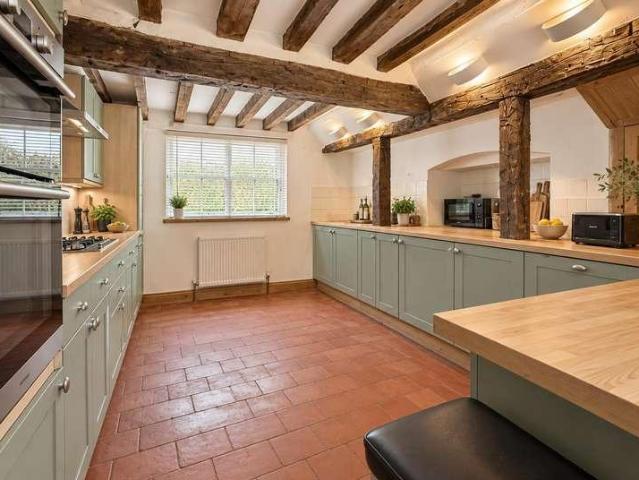 House for sale in Alverton, East Midlands