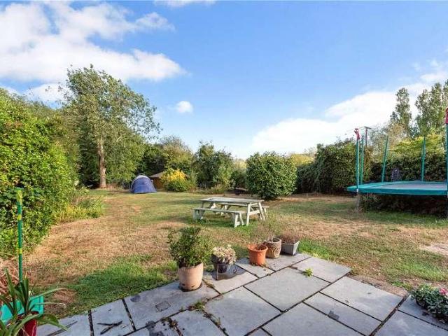 House for sale in Bolton Low Houses, Hampshire