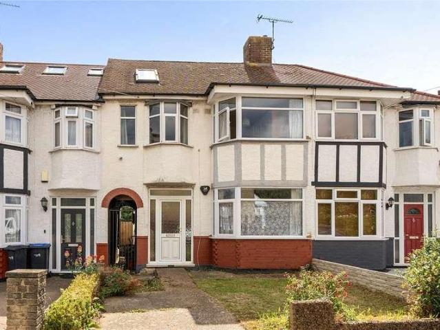 House for sale in Carterhatch, Greater London