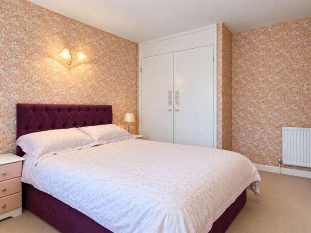 House for sale in Yateley, Hart