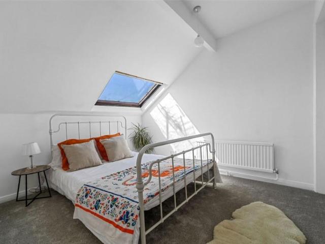 House for sale in Roydon, Epping