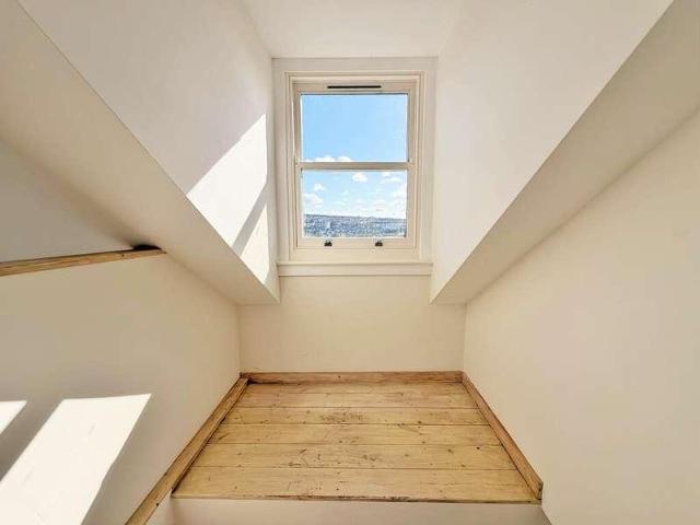 House for sale in Hanover & Queen's Park, Brighton