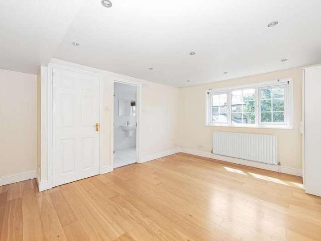 House for sale in London Borough of Lewisham, Greater London
