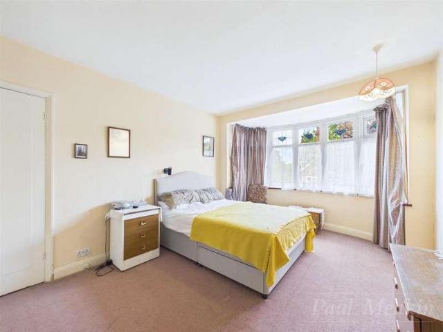 House for sale in Selsdon, Greater London