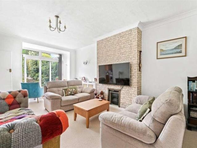House for sale in Ivy Chimneys, Epping