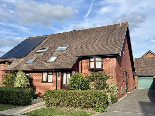 House for sale in Hordle, New Forest
