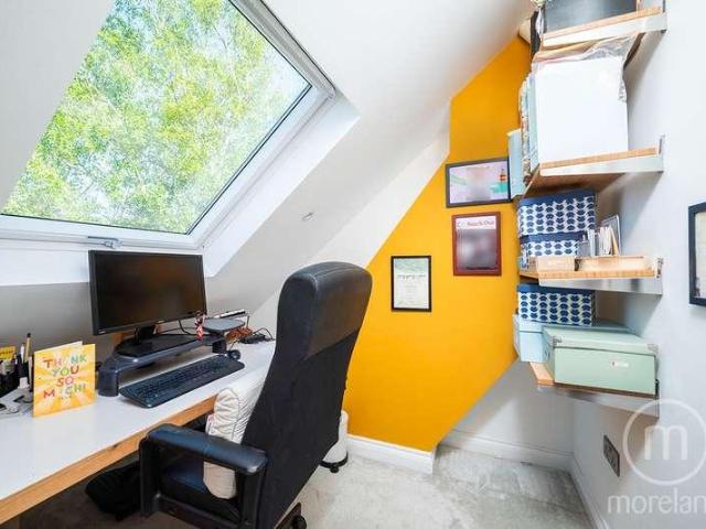 House for sale in Golders Green, Greater London