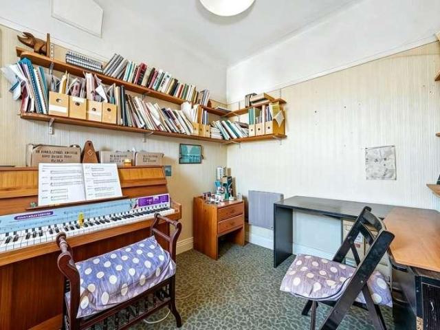 House for sale in London Borough of Lewisham, Forest Hill