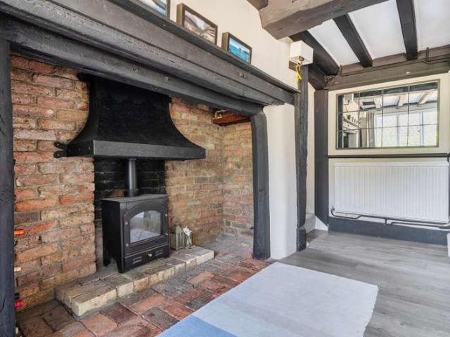 House for sale in Worplesdon, Westborough