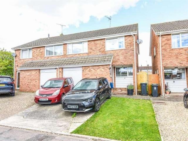 House for sale in Charfield