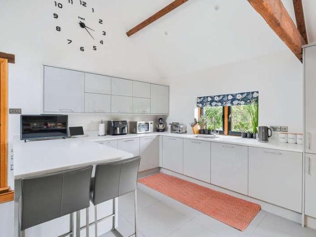House for sale in Pachesham Park, Surrey