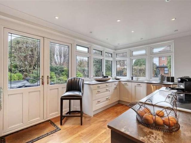 House for sale in Southend-on-sea, North Shoebury