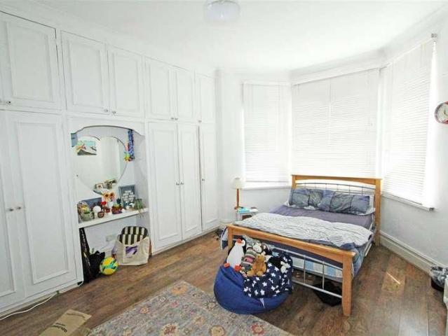 House for sale in Kilburn, Greater London