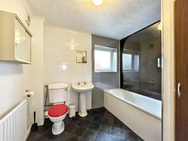 House for sale in West Earlham, East Bank