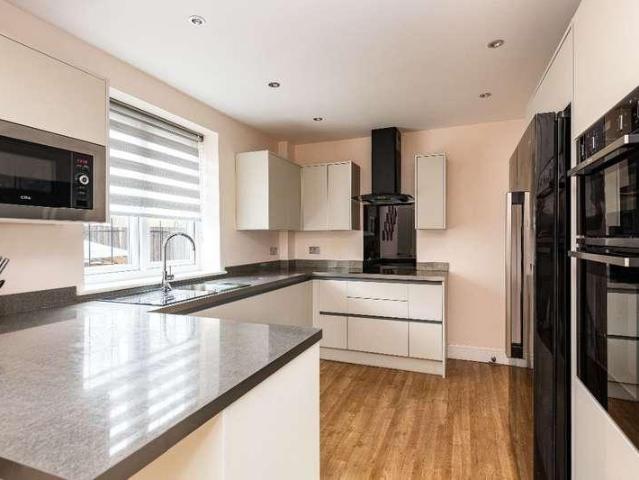 House for sale in The Butts, Kent