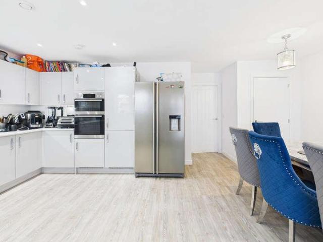 House for sale in Longwick, Buckinghamshire