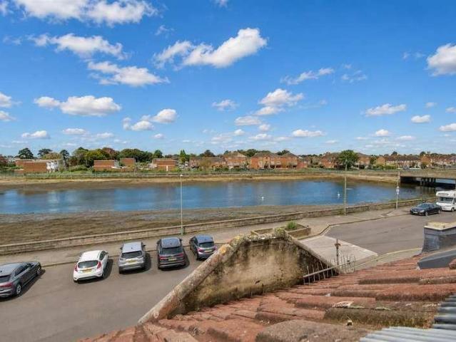 House for sale in Clayhall, Middlecroft
