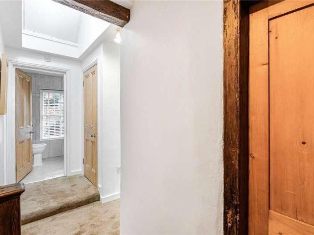 House for sale in High Barnet, Greater London