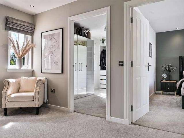 House for sale in Carluke, Scotland