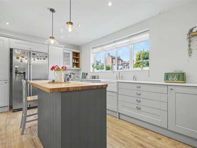 House for sale in Caldermill, East Midlands