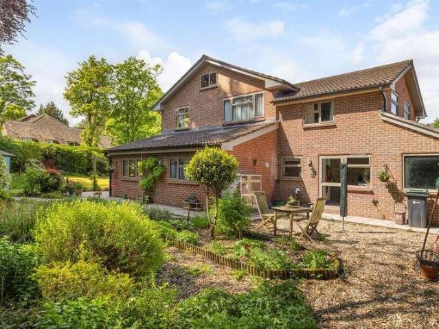 House for sale in Fordington