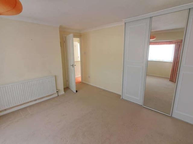 House for sale in Elmfield, Leicestershire