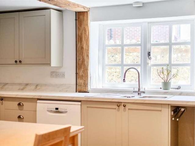 House for sale in Aldingbourne, Clapham