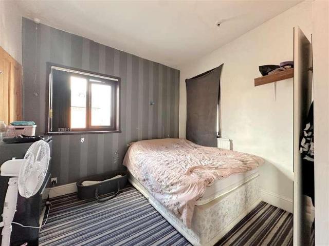 House for sale in Spinney Hills, Old Wharf
