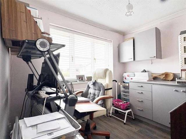 House for sale in Chancellor Park, Chelmsford