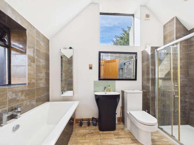 House for sale in Piddington and Wheeler End, Lane End