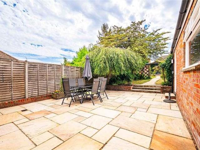 House for sale in Pouchen End, Hertfordshire
