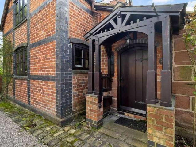 House for sale in Grappenhall, Warrington