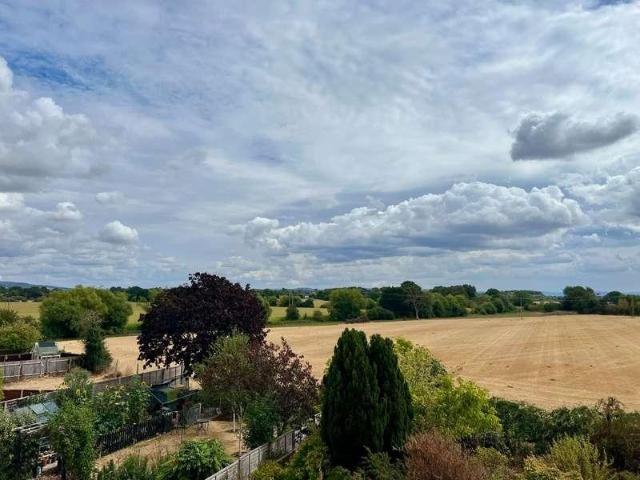 House for sale in Forthampton, Worcestershire