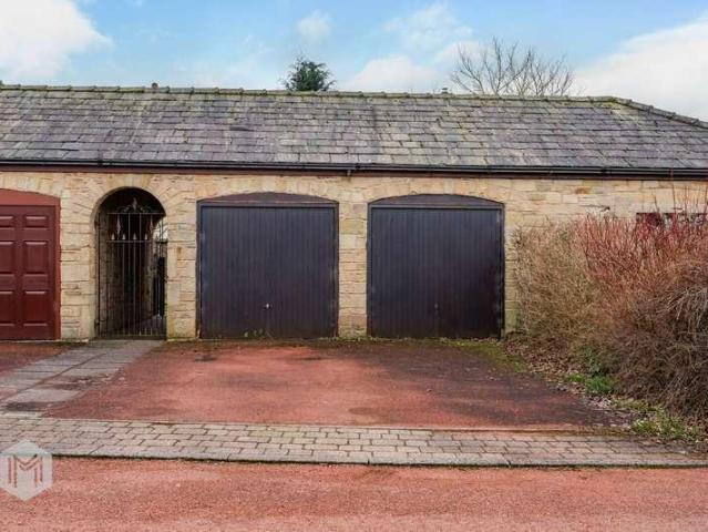 House for sale in Bradshaw, Lee Bank