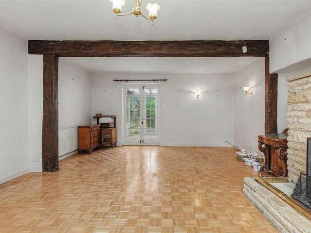 House for sale in Black Bourton, Oxfordshire
