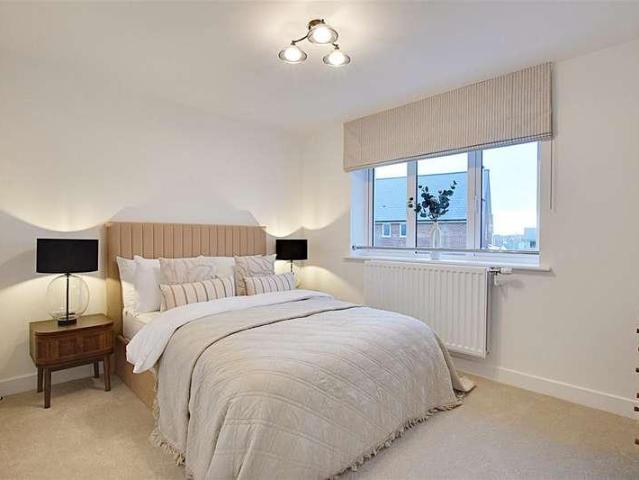 House for sale in Pebsham, Heathlands