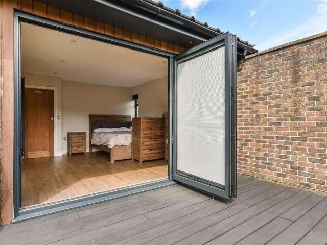 House for sale in Arundel, Clapham
