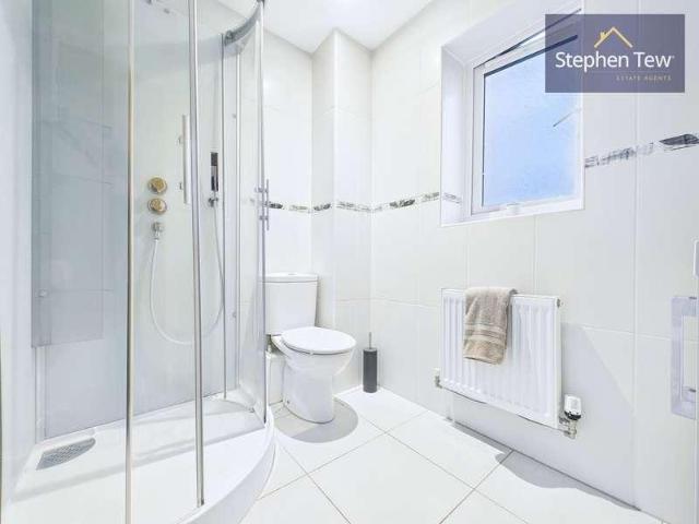 House for sale in Peel Hill, Lancashire