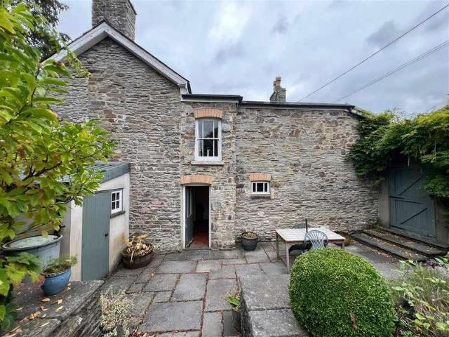 House for sale in Dre-fach, Wales