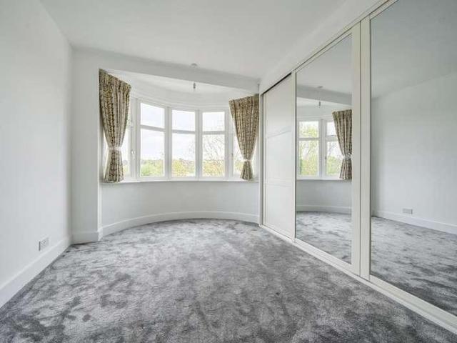 House for sale in Brunswick Park, Greater London